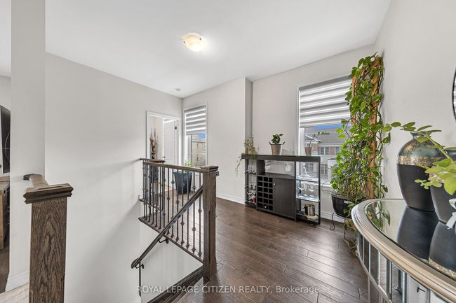 123 Luzon Ave, Home with 3 bedrooms, 3 bathrooms and 2 parking in Markham ON | Image 11
