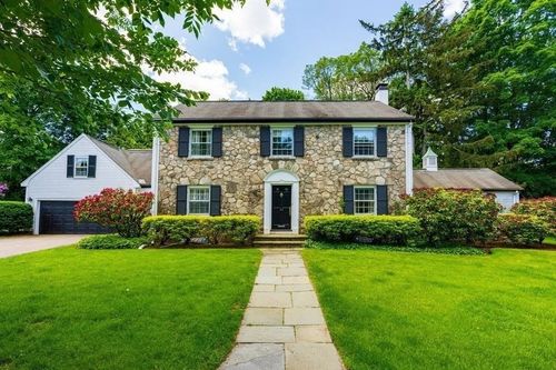23 Ascenta Ter, Newton, MA, 02465-2409 | Card Image