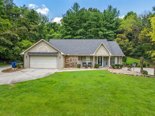 1945 Ridgewood Dr, Jefferson City, TN, 37760-5303 | Card Image