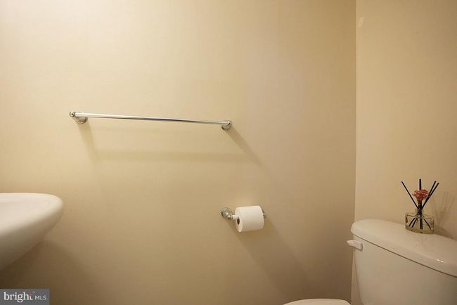 2102 E Oak Rd, Townhouse with 3 bedrooms, 2 bathrooms and null parking in VINELAND NJ | Image 50