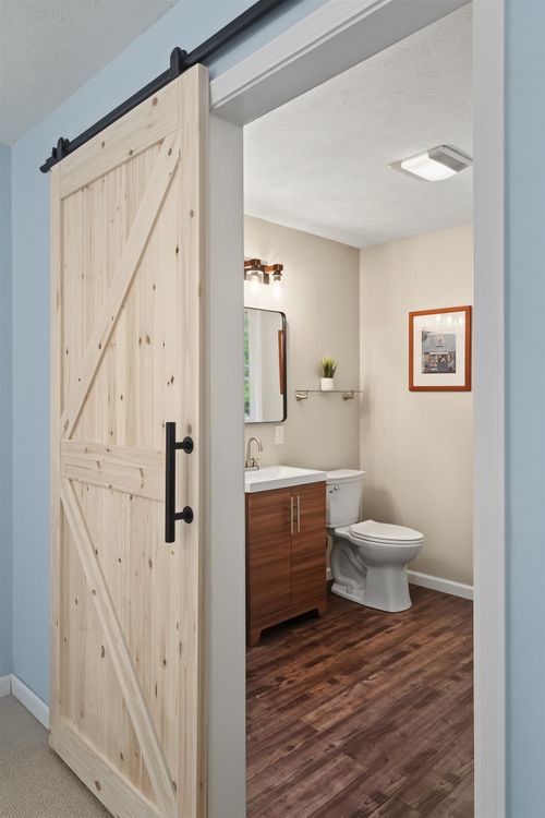 590 Main St, Rindge, NH, 03461-5733 | Card Image