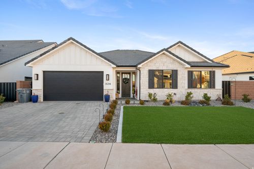 326 Waterworks Dr, Saint George, UT, 84770 | Card Image