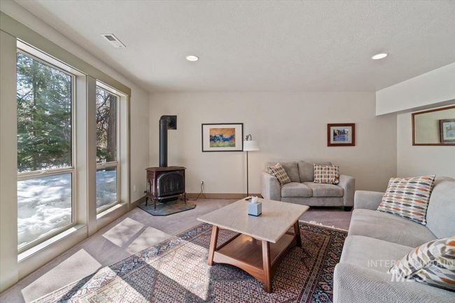 714 Spruce St E, House other with 4 bedrooms, 3 bathrooms and 2 parking in McCall ID | Image 35