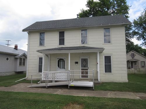 70 Poplar Ave, Newark, OH, 43055-4920 | Card Image