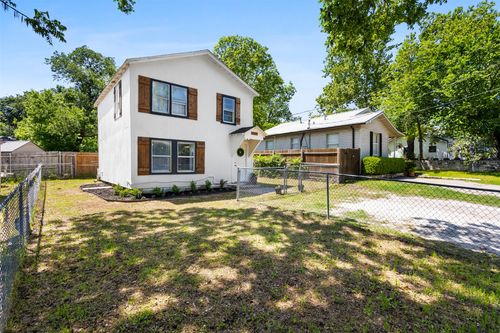 408 E Baylor St, Weatherford, TX, 76086-4450 | Card Image