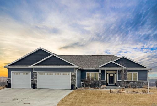 1262 Tucker Hill Dr, Hinton, IA, 51024-8876 | Card Image