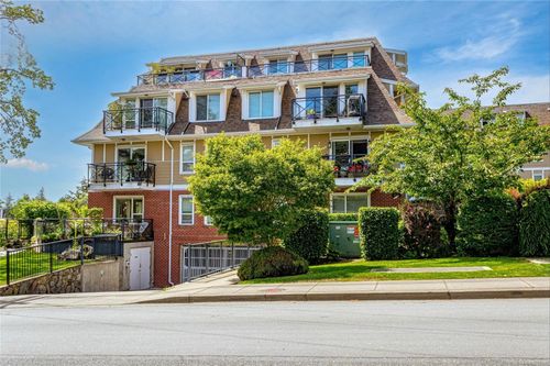 406-4536 Viewmont Ave, Saanich, BC, V8Z5L2 | Card Image
