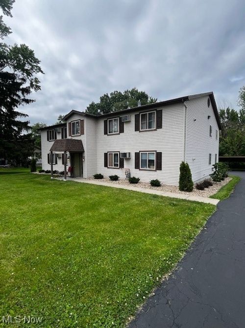 apt-4-330 Erie St, Hubbard, OH, 44425-1162 | Card Image