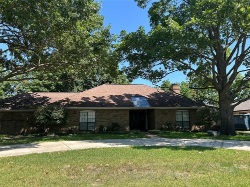 111 Greenway St, Sunnyvale, TX, 75182-9597 | Card Image