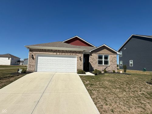 2600 Redding Dr, Whitestown, IN, 46075-7588 | Card Image