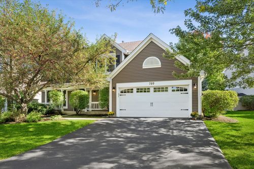 789 Warwick Ln, Lake Zurich, IL, 60047-2768 | Card Image