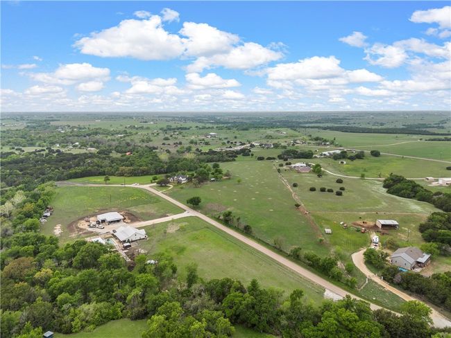 1074 Lifestyle Ln, House other with 4 bedrooms, 4 bathrooms and 2 parking in McGregor TX | Image 49
