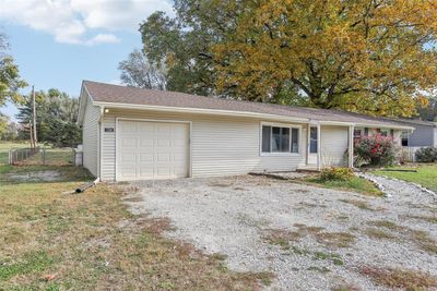 1700 Alvina Drive, House other with 3 bedrooms, 1 bathrooms and null parking in Dupo IL | Image 2