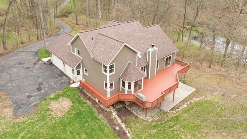 11460 Hearthside Dr, Pinckney, MI, 48169-8745 | Card Image