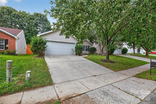 9320 Tibble Creek Way, Charlotte, NC, 28227-6674 | Card Image