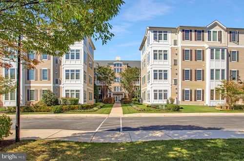 308-8820 Shining Oceans Way, COLUMBIA, MD, 21045-5963 | Card Image