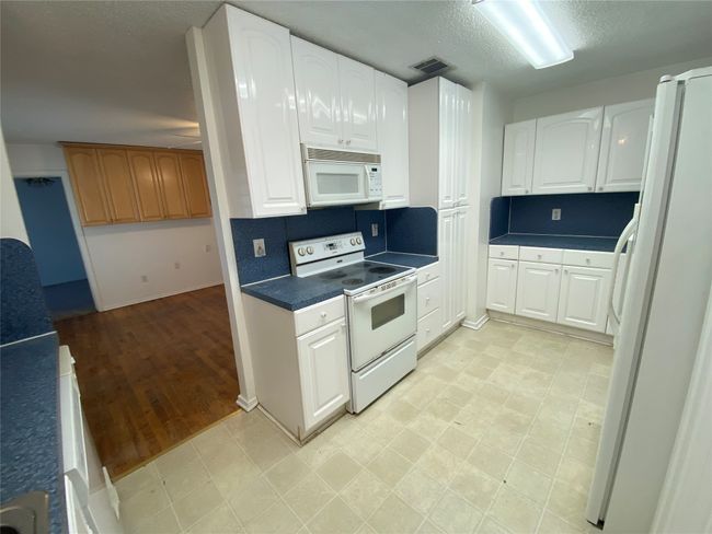 3820 Modlin St, House other with 3 bedrooms, 2 bathrooms and null parking in Mesquite TX | Image 9