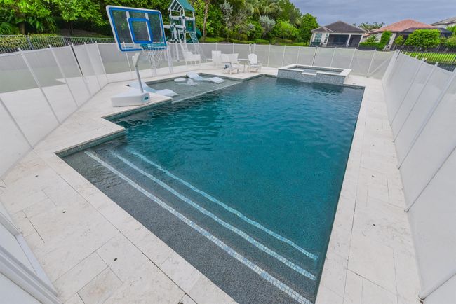 9807 Rennes Ln, House other with 6 bedrooms, 6 bathrooms and null parking in Delray Beach FL | Image 7