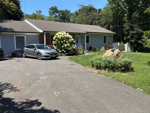 36595 County Road 48, Peconic, NY, 11958-1433 | Card Image