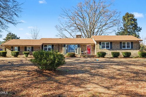 875 Wynn Rd, Clinton, NC, 28328-5773 | Card Image