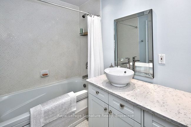 807035 25th Side Road, House other with 4 bedrooms, 3 bathrooms and 6 parking in Grey Highlands ON | Image 22