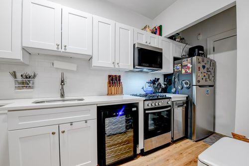 apt-4-901 Grand Ave, North Bergen, NJ, 07047-1670 | Card Image