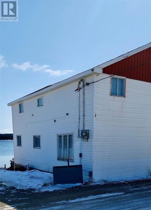 125 Main St, Port Saunders, NL, A0K | Card Image