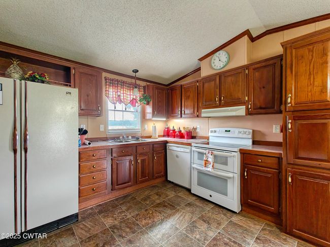 4385 Highway 190, House other with 2 bedrooms, 1 bathrooms and 1 parking in Mc Kenzie TN | Image 6