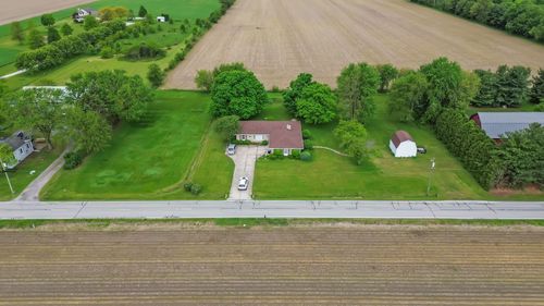 56729 Tulip Rd, New Carlisle, IN, 46552-9741 | Card Image