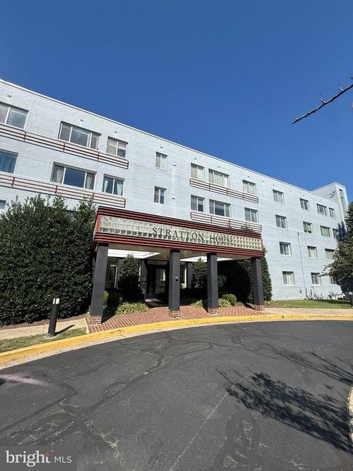 405-3601 5th St S, ARLINGTON, VA, 22204-1645 | Card Image