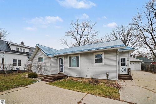 720 Wright Ave, Alma, MI, 48801-1127 | Card Image