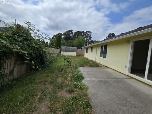 4075 A Loop, Washougal, WA, 98671-9004 | Card Image