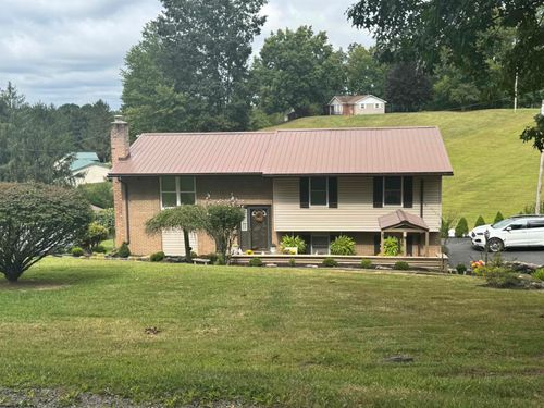 484 Red Knob Rd, Buckhannon, WV, 26201-3490 | Card Image