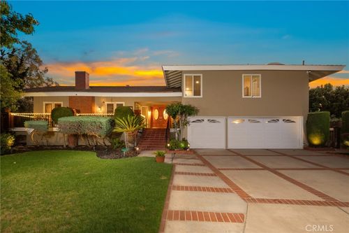 1481 Kensington Dr, Fullerton, CA, 92831-2025 | Card Image
