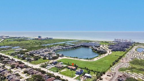 10419 Stewart Rd, Galveston, TX, 77554-8203 | Card Image
