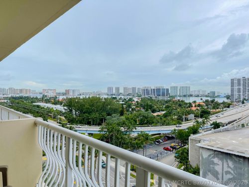 1034-19201 Collins Avenue, Sunny Isles Beach, FL, 33160 | Card Image