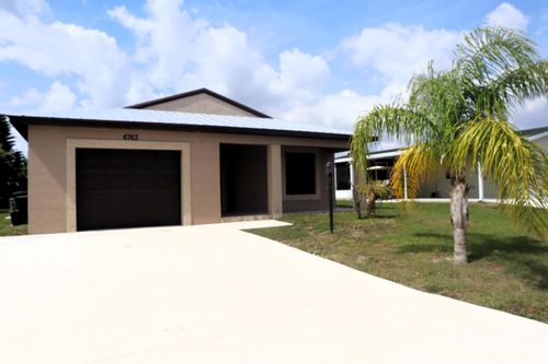6763 Mar Pacifico, Fort Pierce, FL, 34951-4428 | Card Image