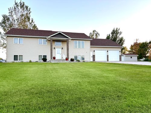 4505 36th Avenue N, Fargo, ND, 58102 | Card Image