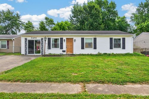 3451 Hollyglen Ct, Colerain Twp, OH, 45251-1320 | Card Image