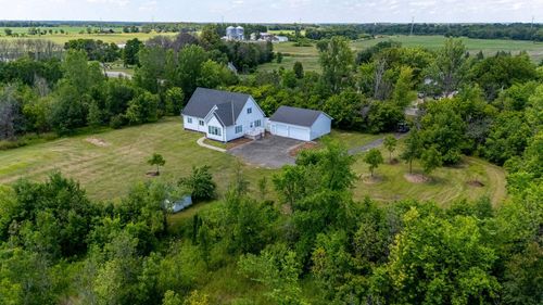 23865 Country Ln, Loretto, MN, 55357 | Card Image