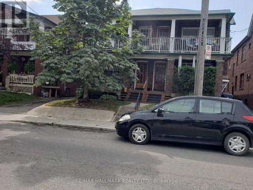 {{alt}} | Card Image