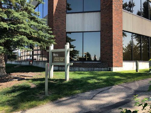 {{alt}} | Card Image