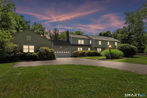 181 Farms Village Rd, Simsbury, CT, 06070 | Card Image