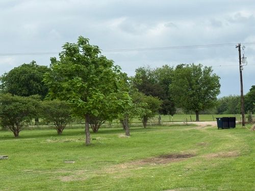 4913 N Fm 1752, Savoy, TX, 75479-4441 | Card Image