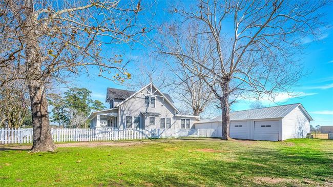 10152 Fm 949, House other with 3 bedrooms, 3 bathrooms and 3 parking in Cat Spring TX | Image 19