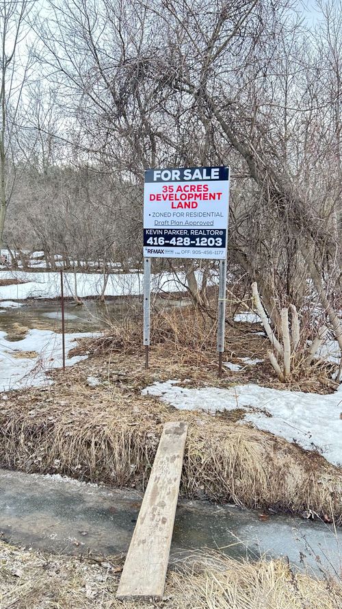 9874 County Rd, New Lowell, ON, L0M1N0 | Card Image