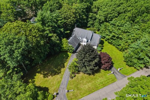 30 Grouse Ln, Woodbridge, CT, 06525-1451 | Card Image