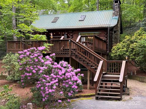 615 Sweetwater Rdg, Burnsville, NC, 28714-8874 | Card Image