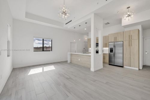 4369 Nw 9th St, Plantation, FL, 33317-1525 | Card Image