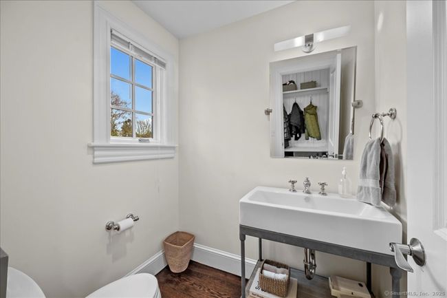 192 Highland Ave, House other with 5 bedrooms, 4 bathrooms and null parking in Norwalk CT | Image 15